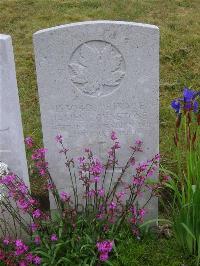 Etaples Military Cemetery - Johnstone, J